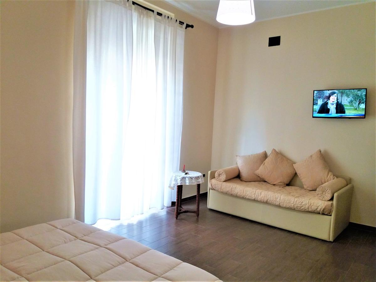 Domus Al Corso Con Servizio B&B Каноса-ди-Пулья Экстерьер фото